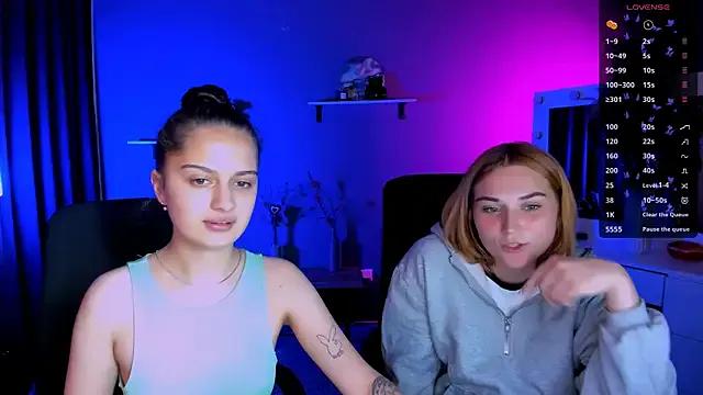 Freechat casey_meow_ on StripChat