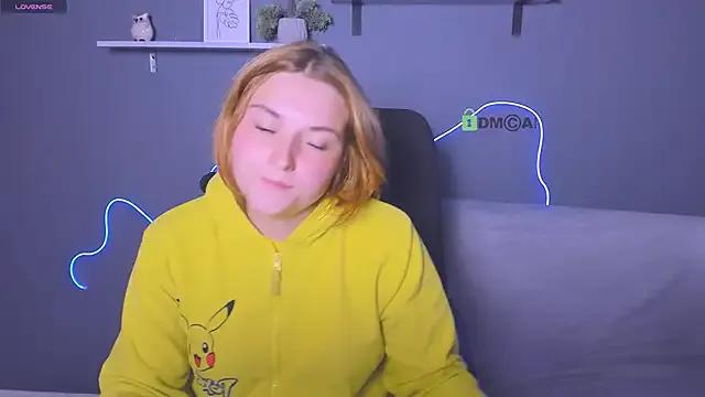 Freechat casey_meow_ on StripChat
