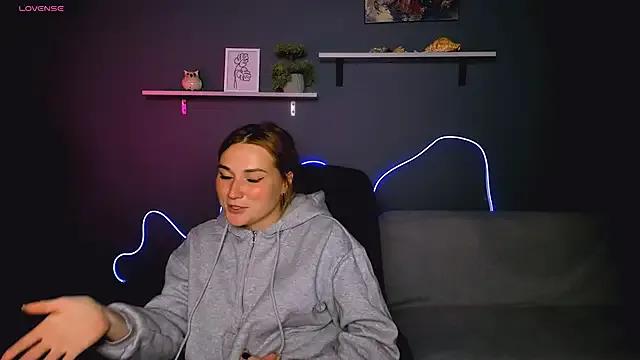 Freechat casey_meow_ on StripChat