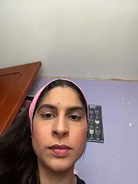 Group charlotte_stevenss_ on StripChat