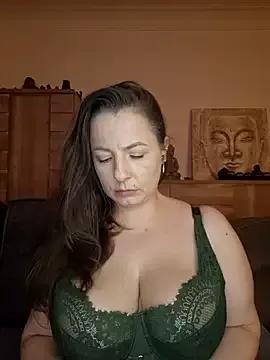 Group cristalines on StripChat
