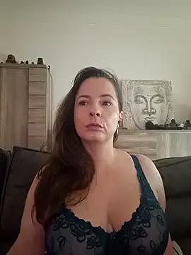 Group cristalines on StripChat