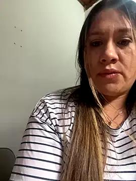 Freechat emma_hot2006 on StripChat