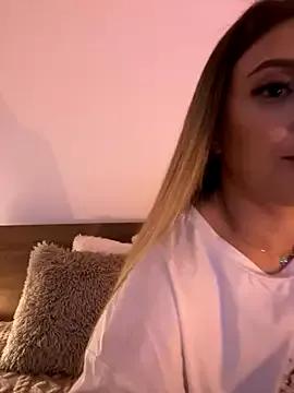 StripChat Eva_Ryen is Freechat Eva_Ryen — Invitations between my legs squirt+gift