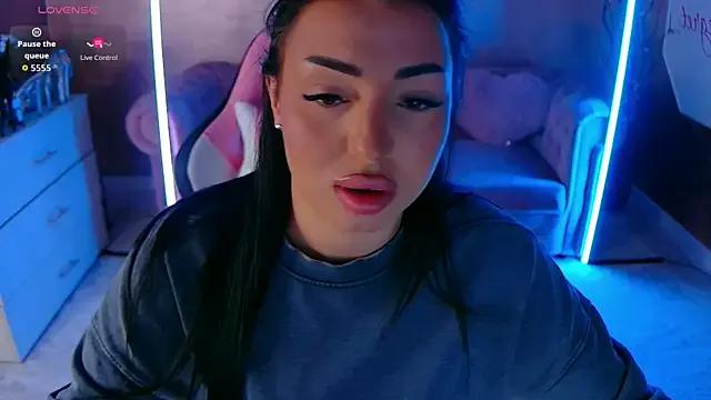 Freechat evanew_ on StripChat