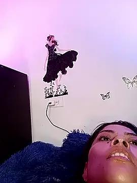Group Fox_Roxxan on StripChat