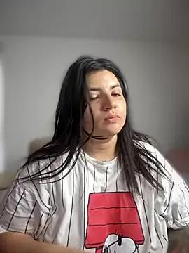 Freechat horny_roomiess on StripChat