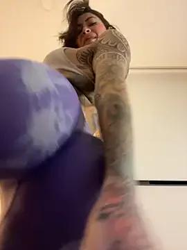 Freechat Iam_Annii on StripChat