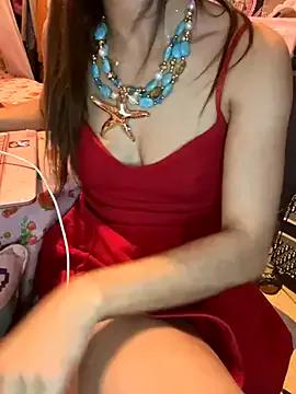 Freechat LaPetitechienne1 on StripChat