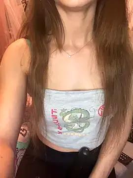 Freechat LaPetitechienne1 on StripChat