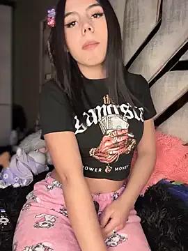 Freechat Laura-Khalifa on StripChat