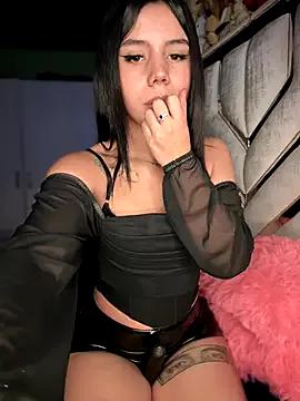 Freechat Laura-Khalifa on StripChat