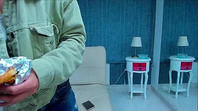 StripChat Lia_Vivumi is Freechat Lia_Vivumi — fingers