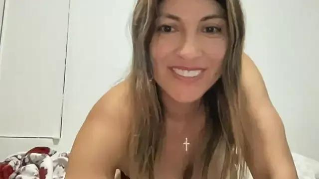 Private LunaBeya on StripChat