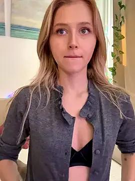 Freechat LunaRase on StripChat