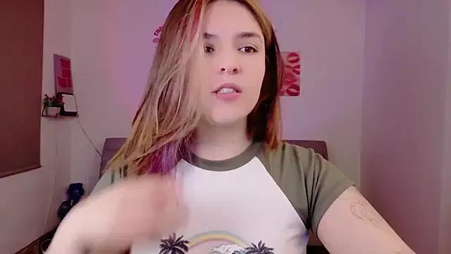Freechat Mariangeel on StripChat