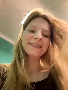 Freechat MaryHiggins on StripChat