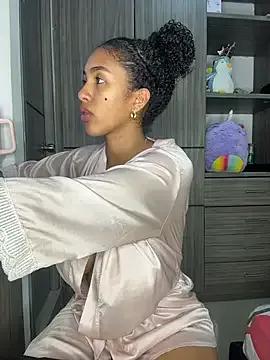 Freechat Mia_sweet80 on StripChat