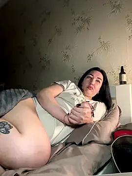 Freechat Naughtbaby_2025 on StripChat