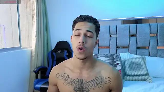 orionblaze69_ on StripChat 