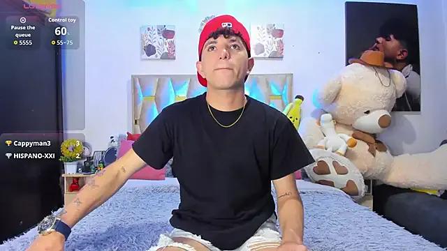 Freechat patrick_sanzz on StripChat