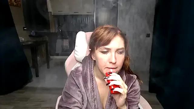 Freechat Reginasmilee on StripChat