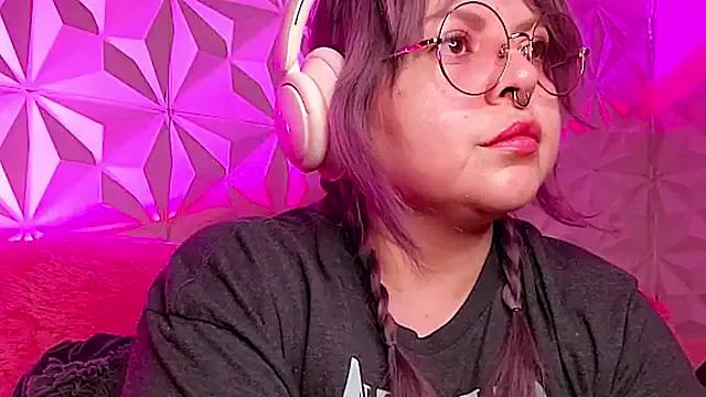 StripChat Satyn_doll is Freechat Satyn_doll — Topless