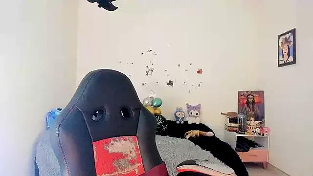 Freechat Shaddycute_ on StripChat