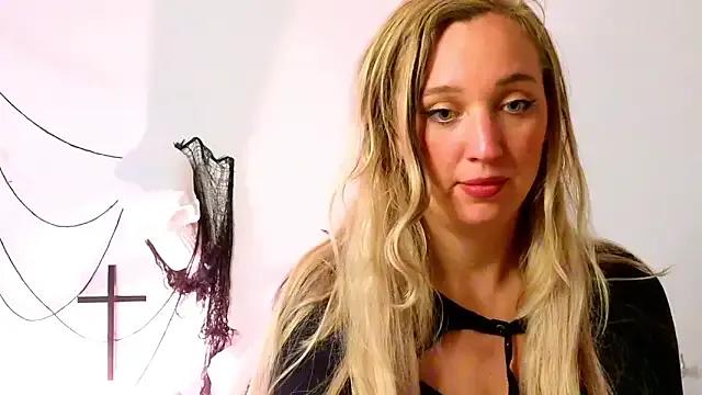 StripChat Stellapower is Freechat Stellapower — Last Tipper Gets 5 MIN TOY CONTROL