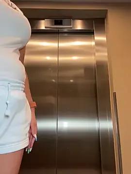 Freechat Strongqueen on StripChat
