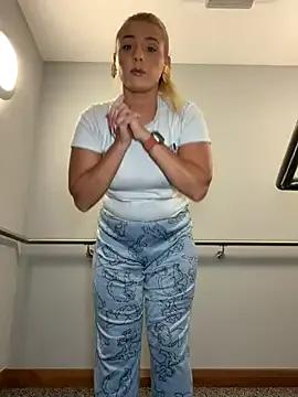 Freechat Strongqueen on StripChat