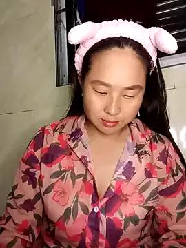 Freechat suki-lady on StripChat