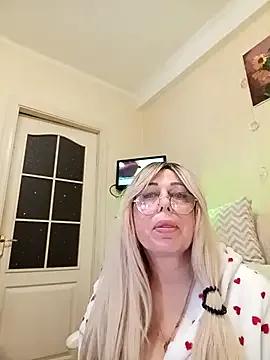 StripChat SusieNoreen is Freechat SusieNoreen — Show tongue