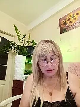 Freechat SusieNoreen on StripChat