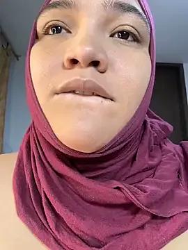 Freechat sweetmuslim01 on StripChat