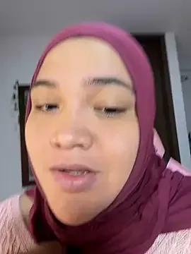 Freechat sweetmuslim01 on StripChat