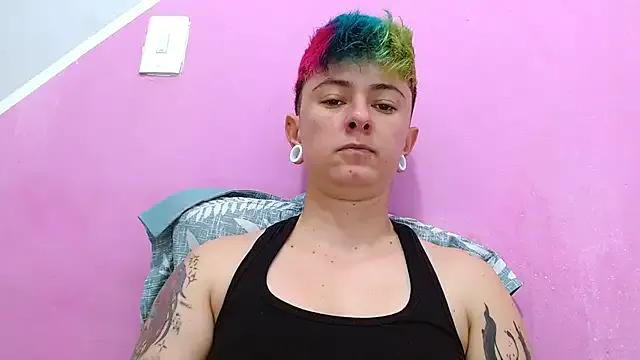 Freechat tomboyblue on StripChat