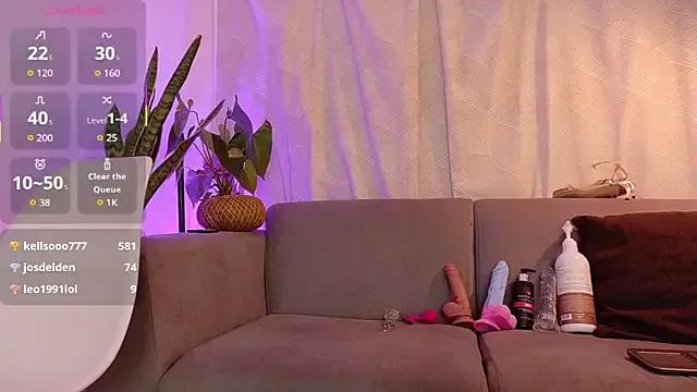 Freechat YuliethPetite on StripChat