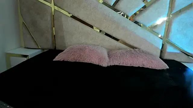 Freechat Zafiro_claire on StripChat