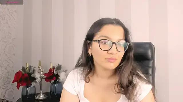 Private ZarifaBev on StripChat