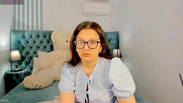 Private ZarifaBev on StripChat