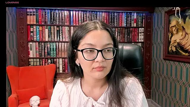 Private ZarifaBev on StripChat